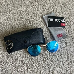 Raybands Blue and Gold